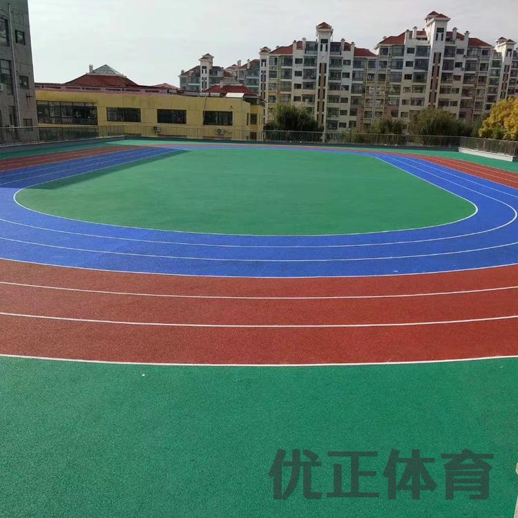 半岛电竞塑胶跑道蓝色的好么(图1)